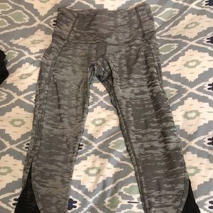 Lululemon Tights Size 6 EUC